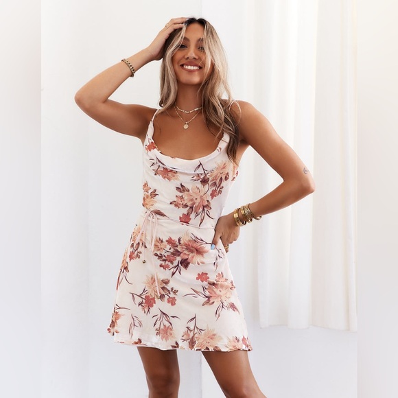 Hello Molly Light Peach Floral Velvet Mini Dress - Picture 5 of 15